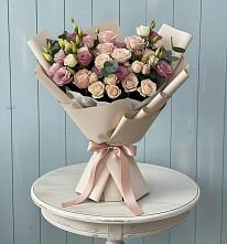 Букет цветов из:  Розы и Лизиантусы в Томузловском