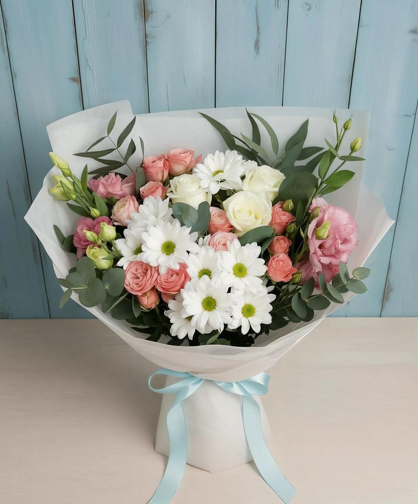 Букет цветов из: Розы, Лизиантусы и Хризантемы в Томузловском