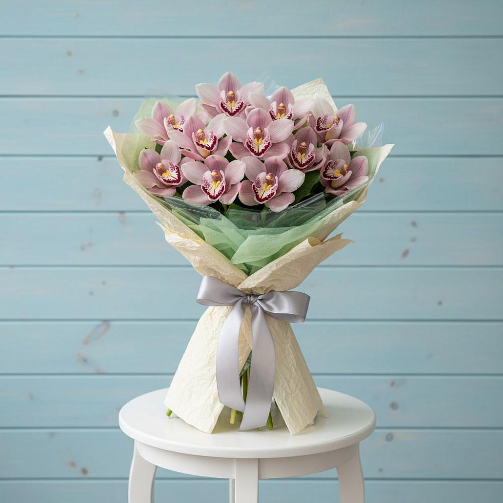 Букет цветов из: Орхидеи и Розы в Томузловском