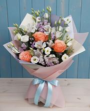 Букет цветов из:  Лизиантусы, Розы, Альстромерии и Гипсофила в Томузловском