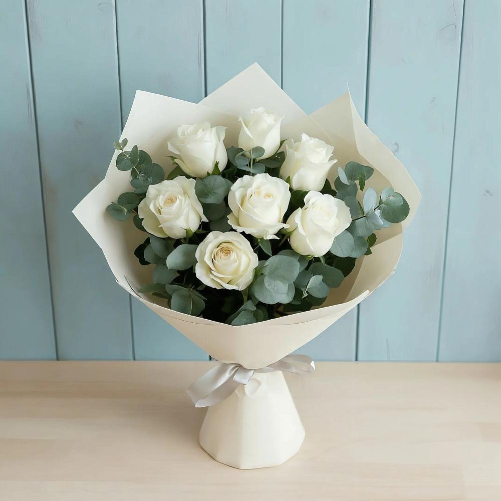 Букет Белые розы в Эвкалипте в Томузловском