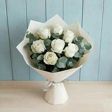 Букет Белые розы в Эвкалипте в Томузловском